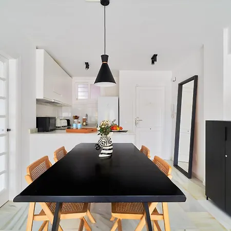 דירה Banus - Banus, Modern, Bright And Balcony *