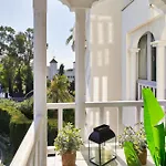 Banus - Banus, Modern, Bright And Balcony Apartment *