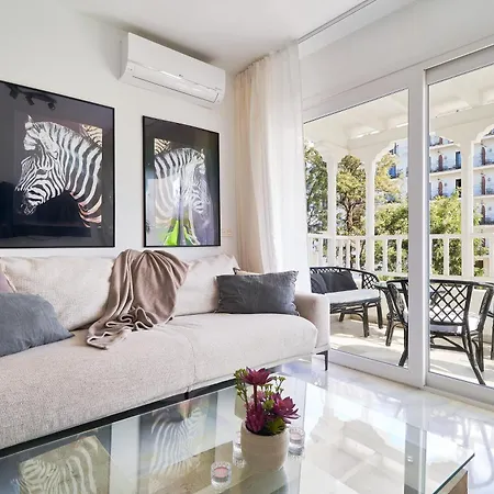 Apartment Banus - Banus, Modern, Bright And Balcony *