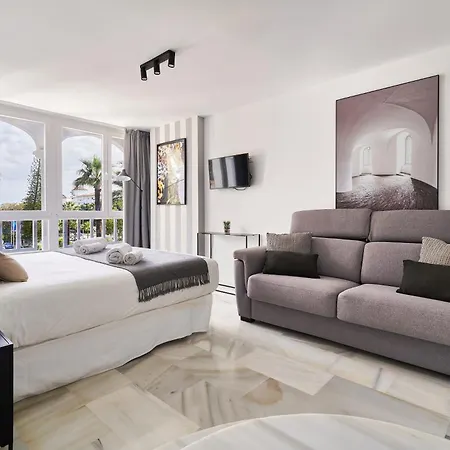 Banus - Banus, Modern, Bright And Balcony Μαρμπέλλα