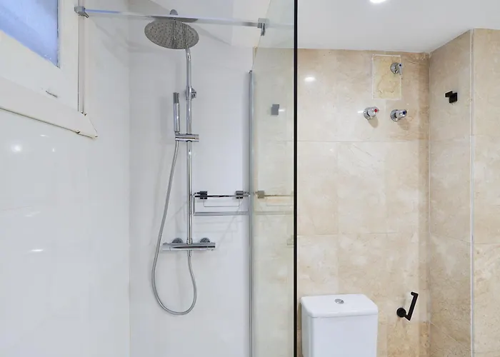 Apartament Banus - Banus, Modern, Bright And Balcony