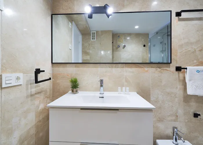 Apartament Banus - Banus, Modern, Bright And Balcony