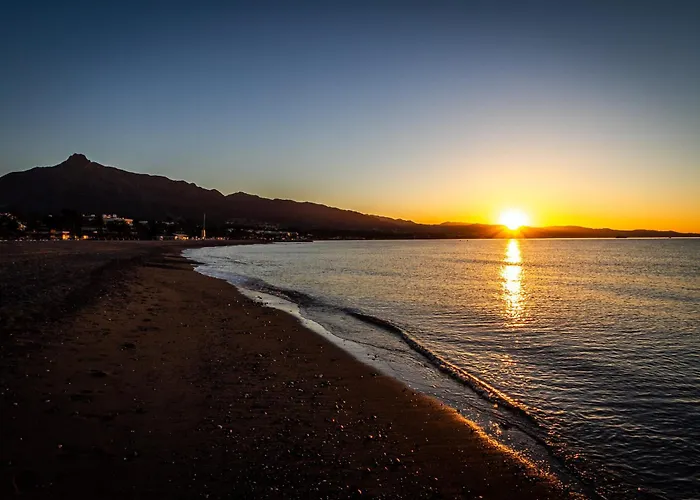 Banus - Banus, Modern, Bright And Balcony * Marbella