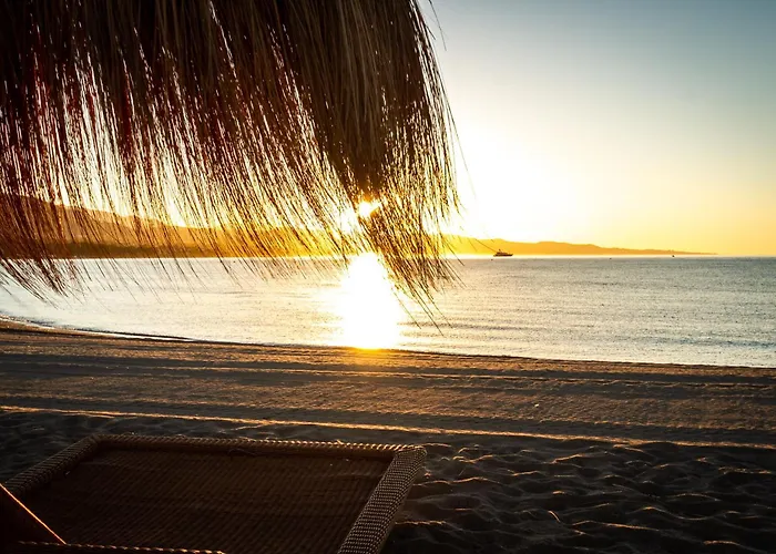 Banus - Banus, Modern, Bright And Balcony *