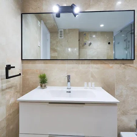 Appartement Banus - Banus, Modern, Bright And Balcony