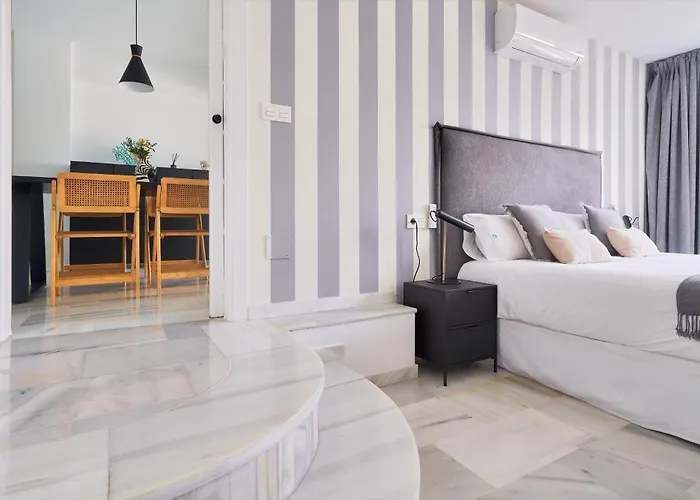 Appartement Banus - Banus, Modern, Bright And Balcony Marbellac