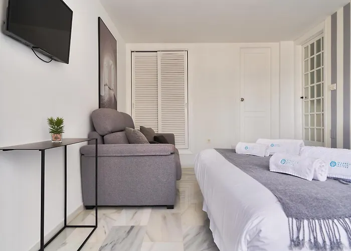 Appartement Banus - Banus, Modern, Bright And Balcony