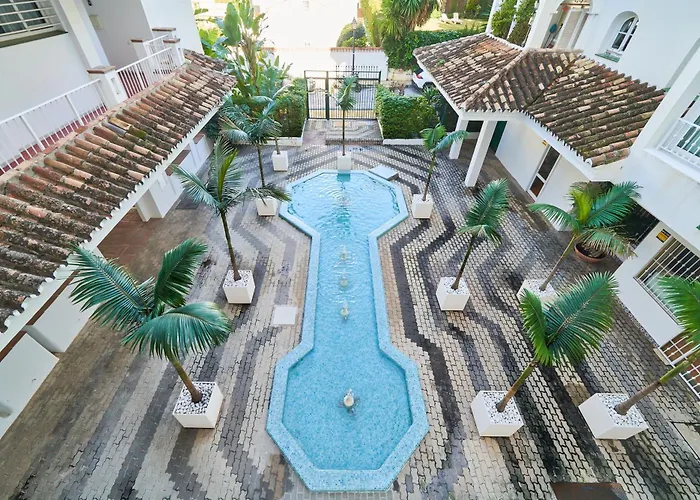 Appartement Banus - Banus, Modern, Bright And Balcony Marbellac