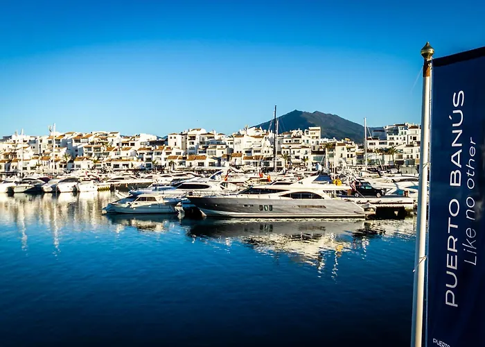 Banus - Banus, Modern, Bright And Balcony
